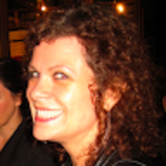 Meet your Posher, Laura - Picture 1 of 1